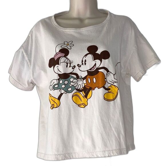 DISNEY Mickey and Minnie Mouse Holding Hands Crop Top Tshirt Womens Large - Picture 1 of 10